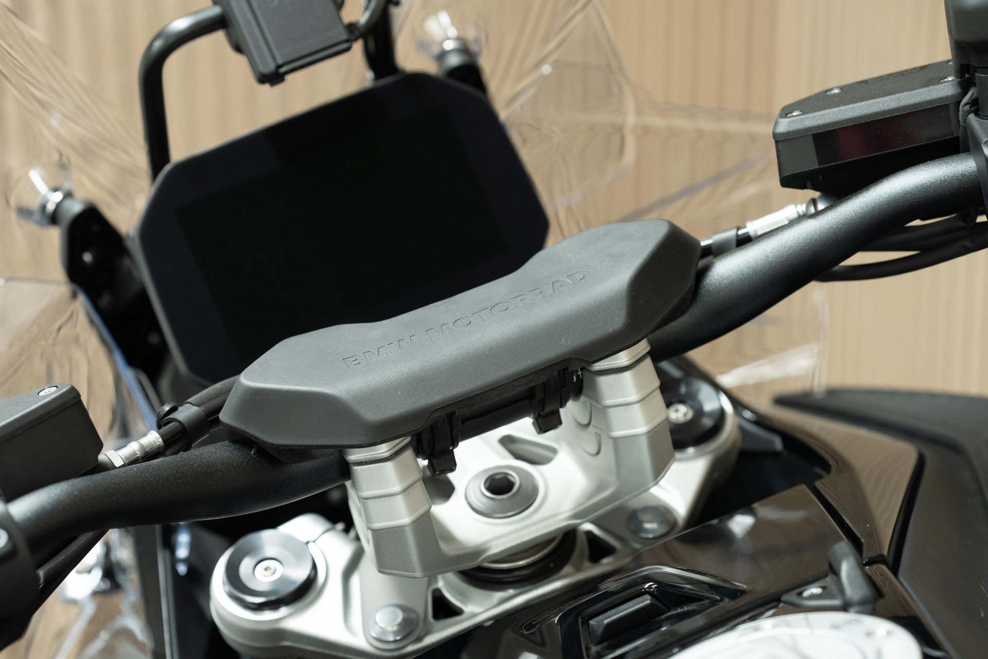 BMW R 1300 GS Adventure mit 0.9% Leasing und CHF 1'500.- Boxer Prämie 🤑🔥-image-4