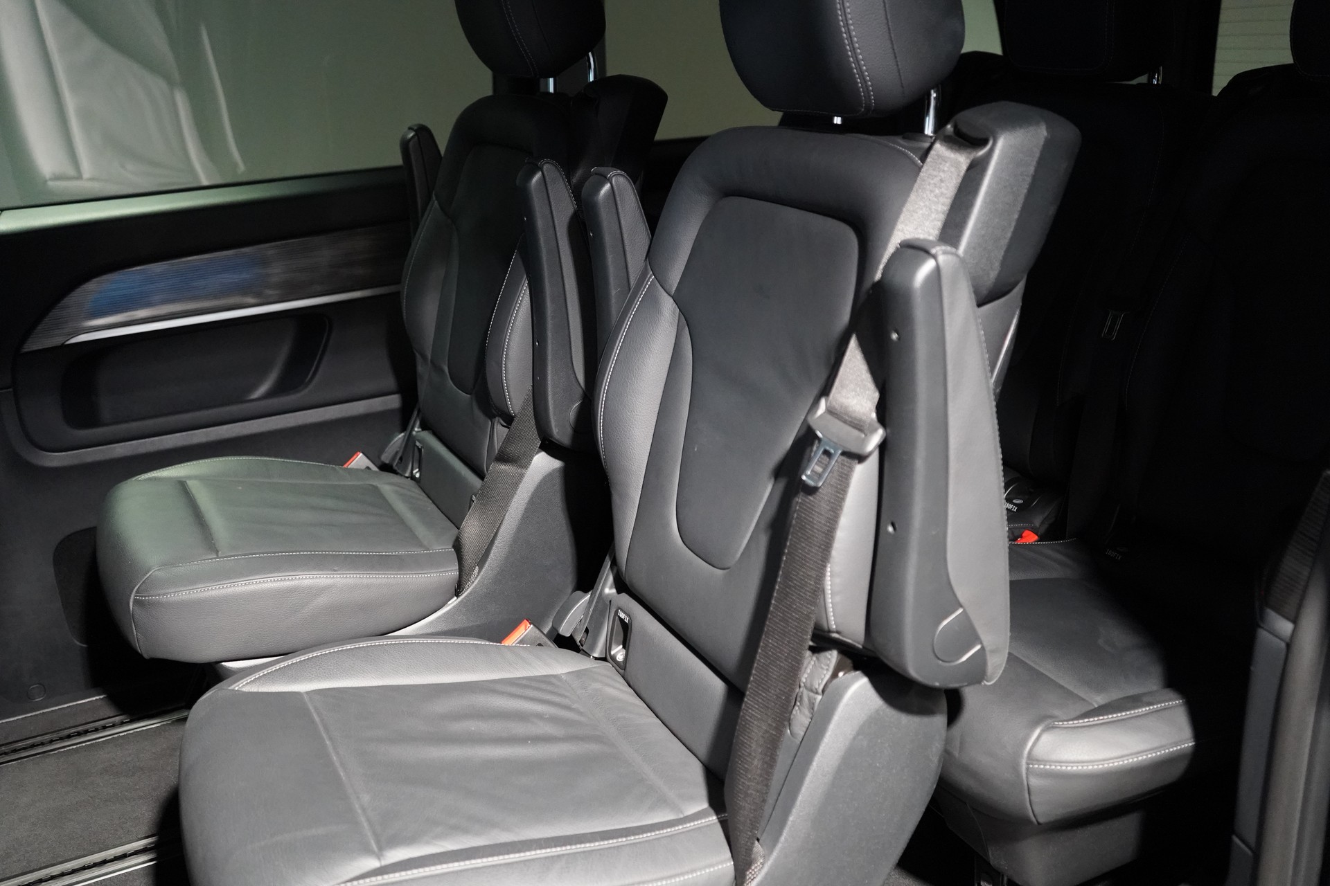 MERCEDES-BENZ V 250 d lang Avantgarde 4Matic G-Tronic-image-13