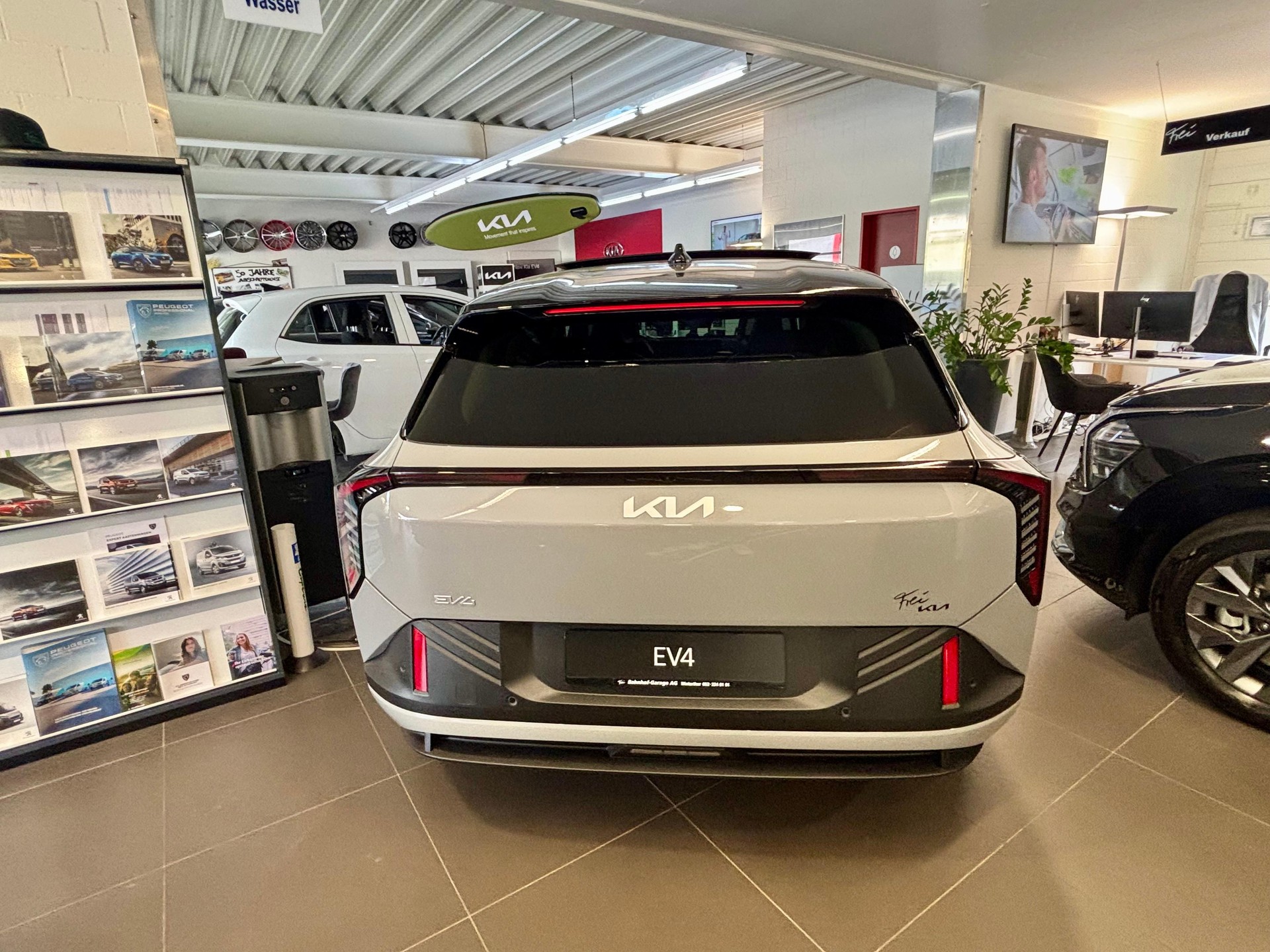 KIA EV4 81 kWh Earth+-image-5
