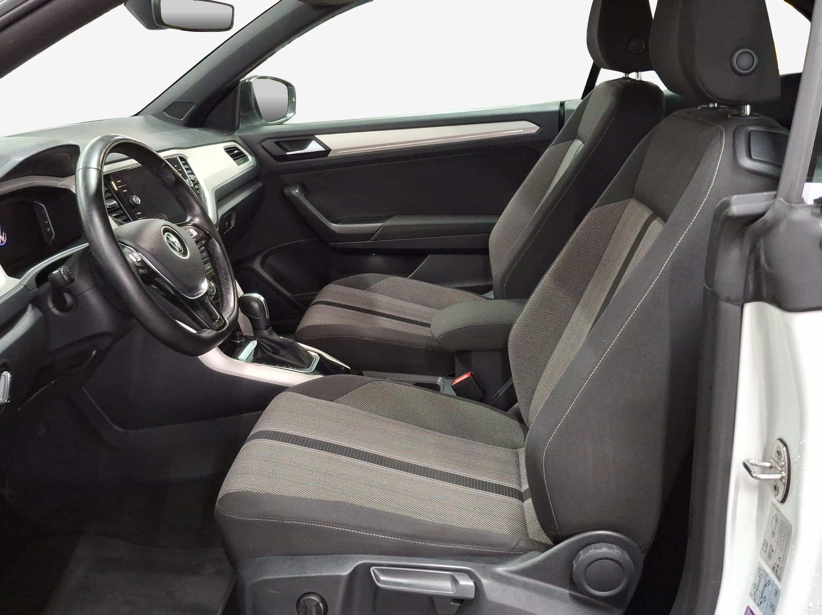 VW T-Roc Cabriolet 1.5 TSI EVO Advance DSG-image-7