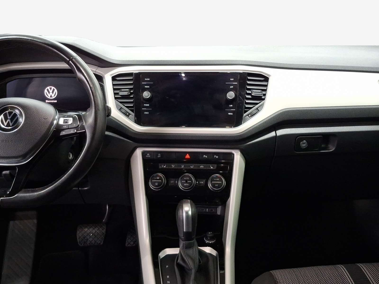 VW T-Roc Cabriolet 1.5 TSI EVO Advance DSG-image-9