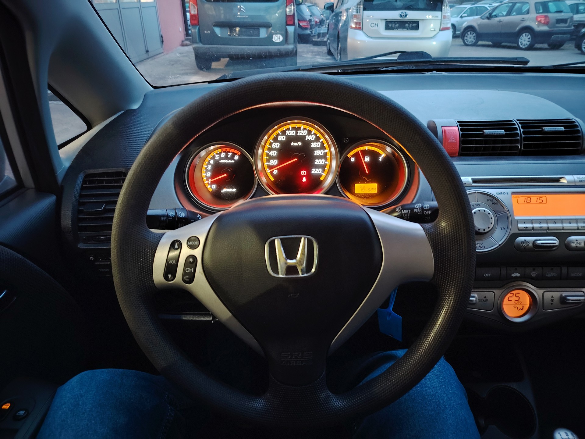 HONDA Jazz 1.4i LS-image-9