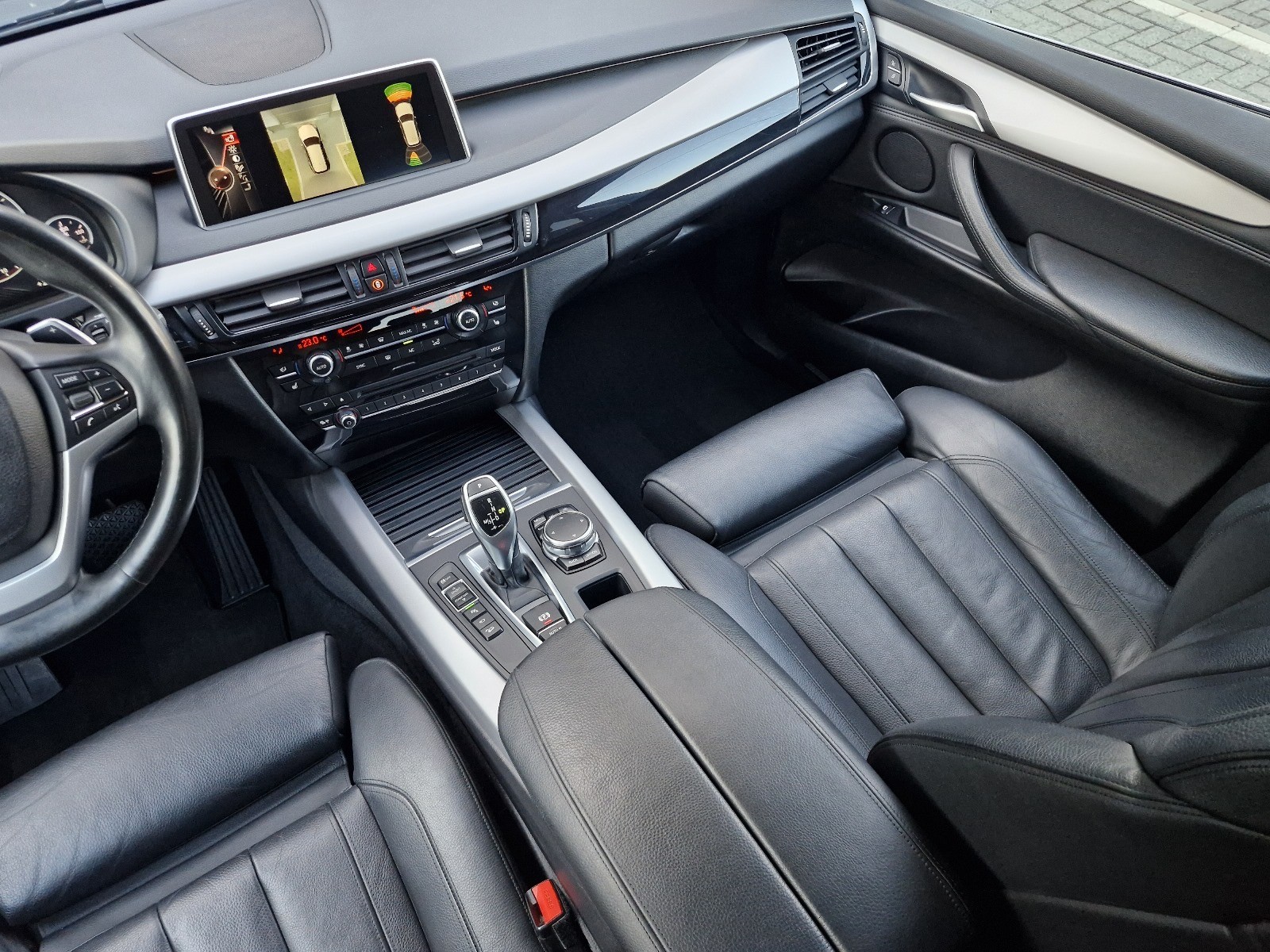BMW X5 xDrive 25d Steptronic 7Plätzer-image-6