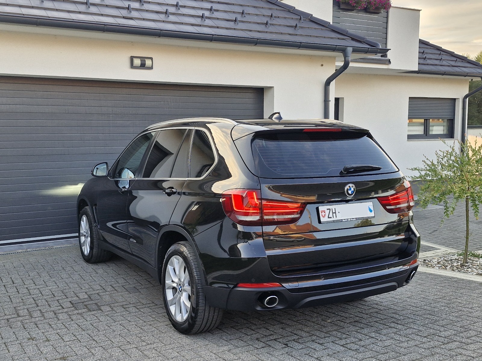 BMW X5 xDrive 25d Steptronic 7Plätzer-image-2