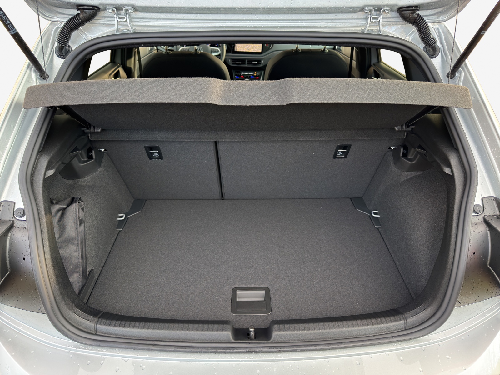 VW Polo 1.0 TSI R-Line DSG-image-12