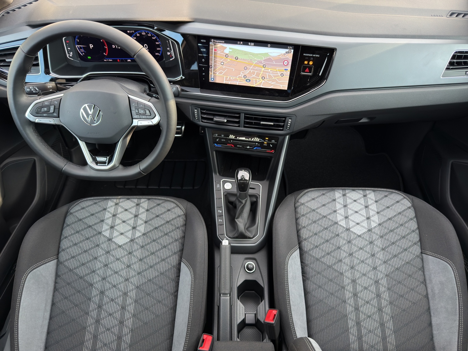 VW Polo 1.0 TSI R-Line DSG-image-10