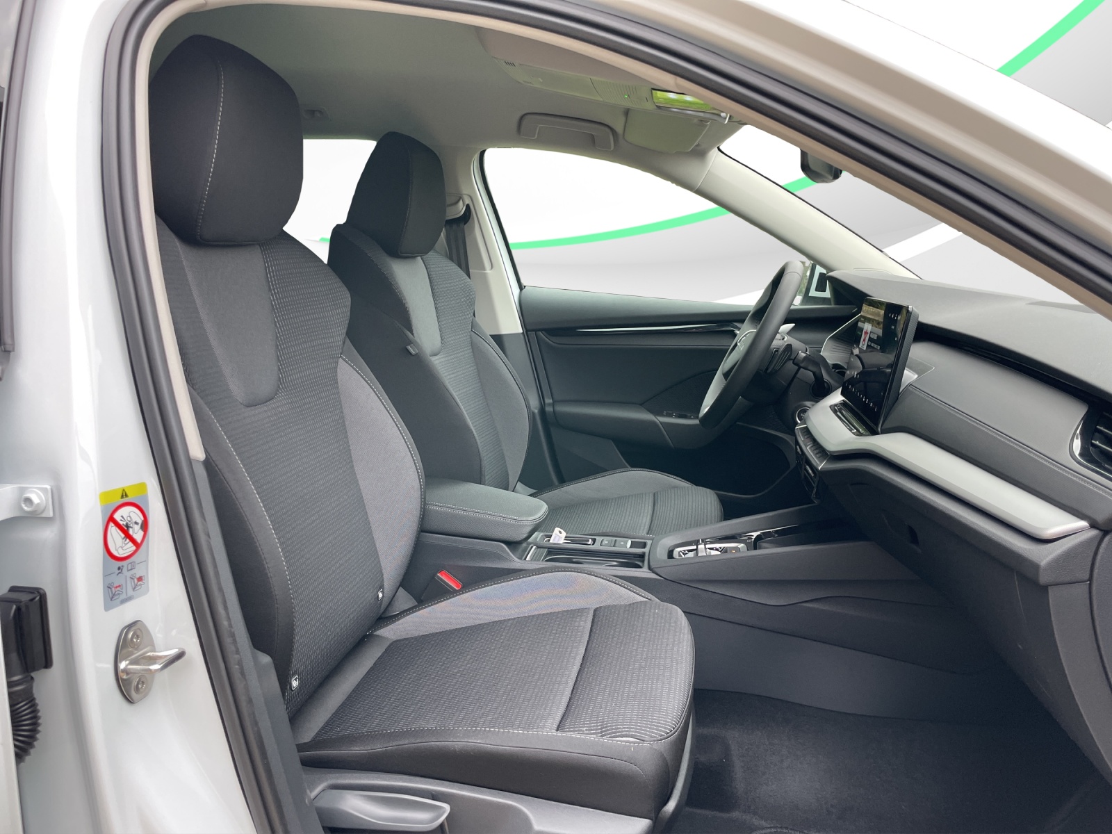 SKODA Octavia Combi 2.0 TSI DSG Selection 4x4-image-12