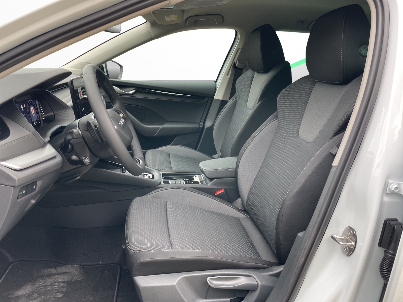 SKODA Octavia Combi 2.0 TSI DSG Selection 4x4-image-6