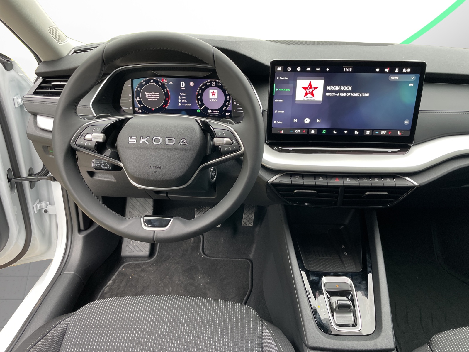 SKODA Octavia Combi 2.0 TSI DSG Selection 4x4-image-9