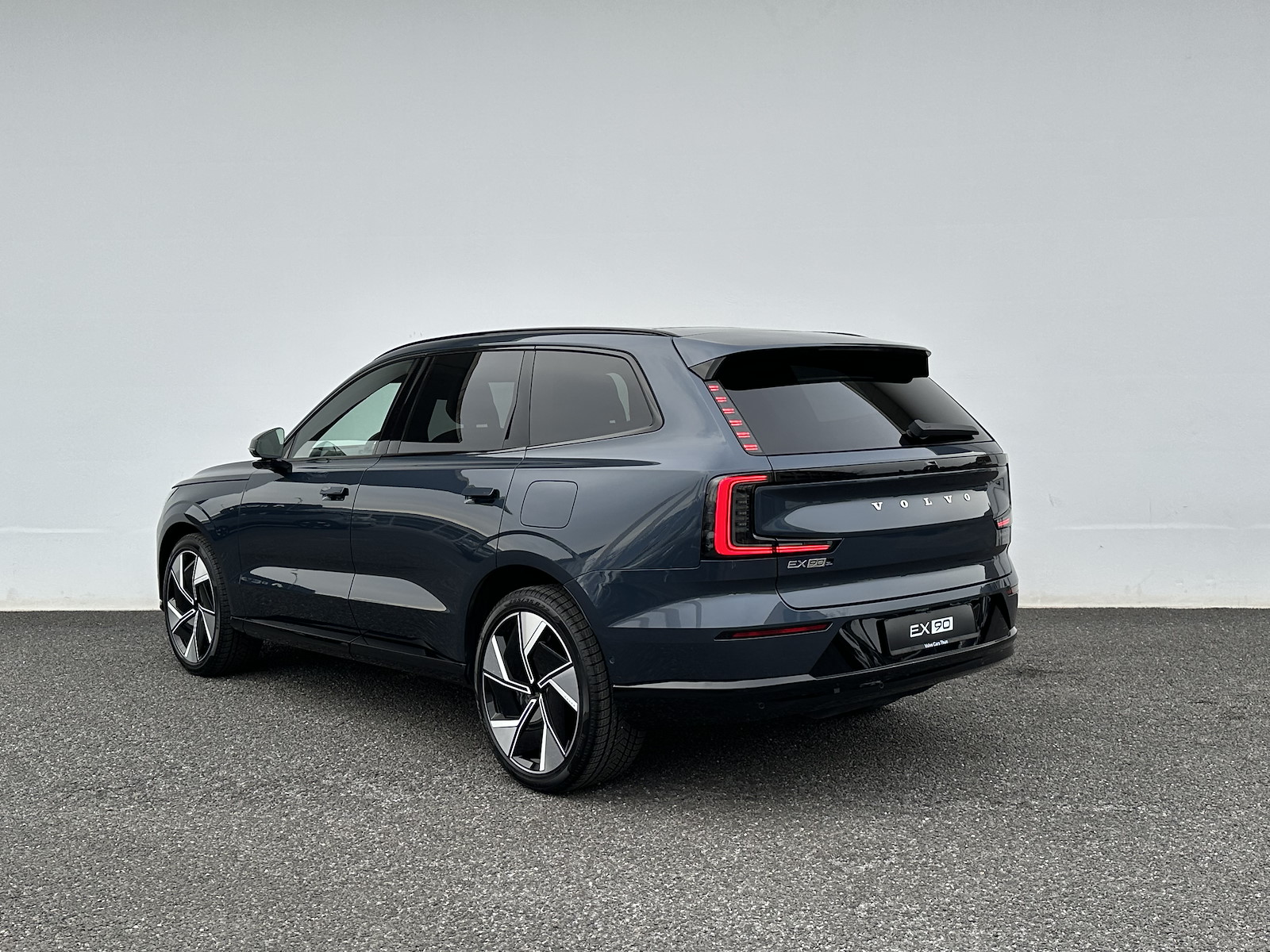 VOLVO EX 90 Twin Ultra AWD-image-5