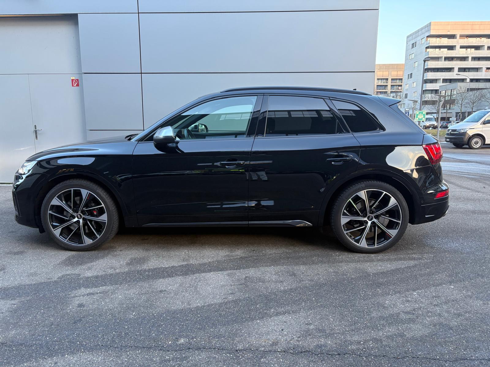 AUDI SQ5 TDI quattro tiptronic-image-1