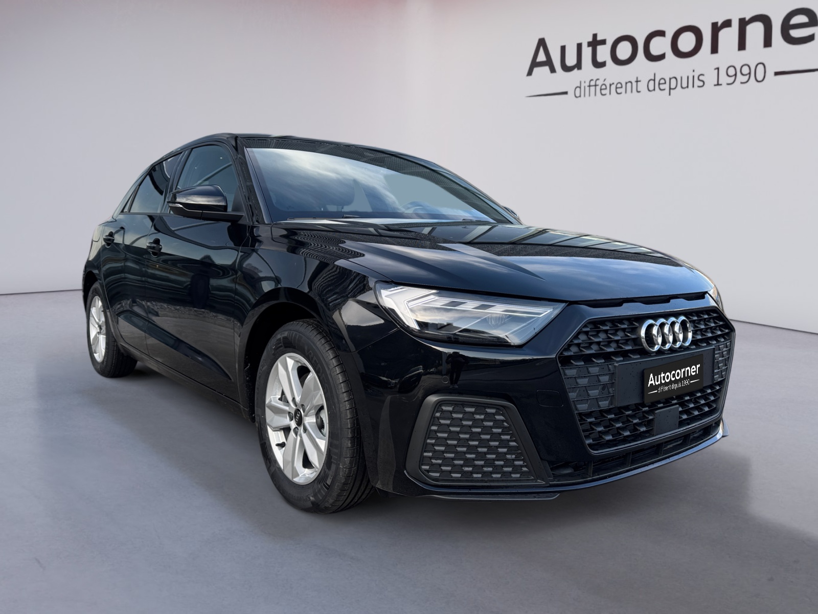 AUDI A1 Sportback 30 TFSI Attraction S-tronic-image-0