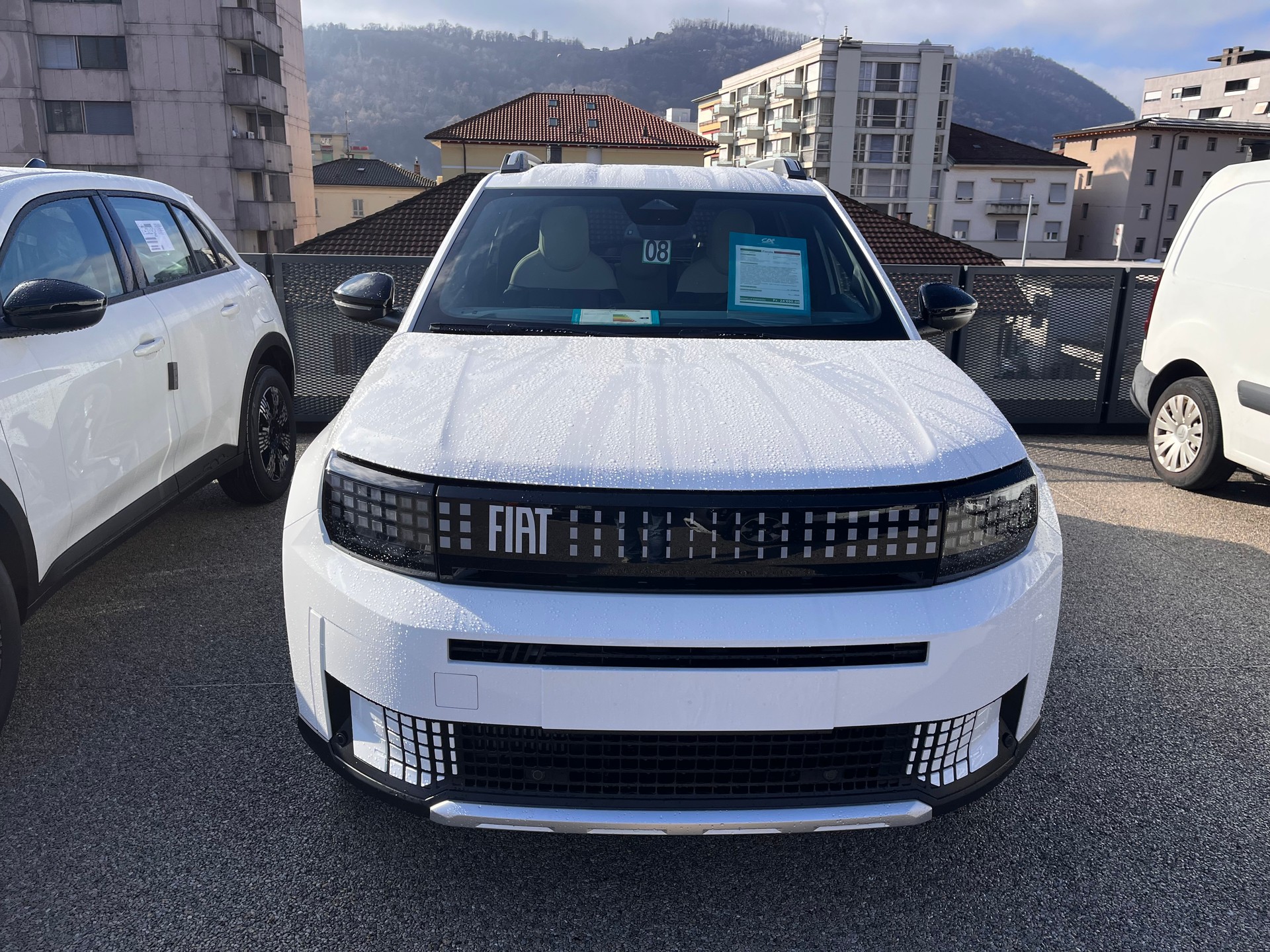 FIAT Grande Panda MHEV La Prima-image-1