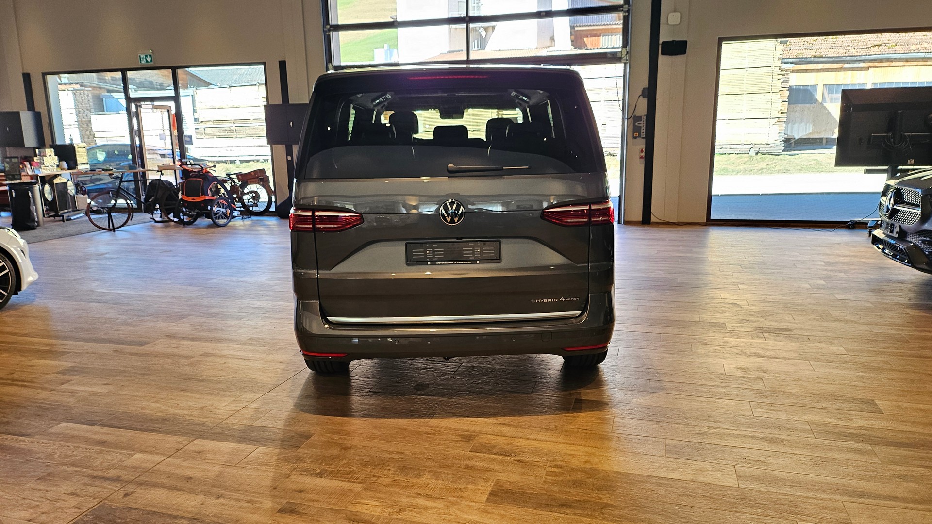 VW Multivan 1.5 eHybrid Style 4Motion DSG-image-11