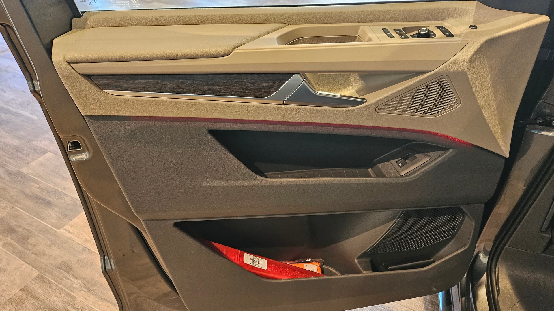 VW Multivan 1.5 eHybrid Style 4Motion DSG-image-23