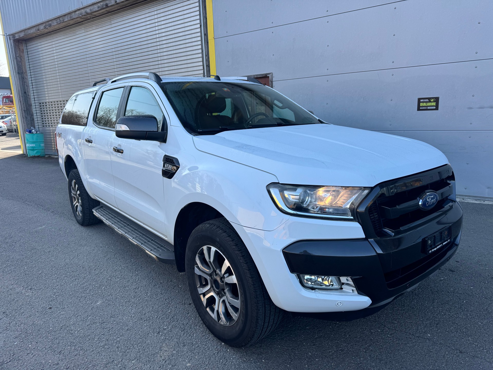 FORD Ranger Wildtrak 3.2 TDCi 4x4 A-image-0