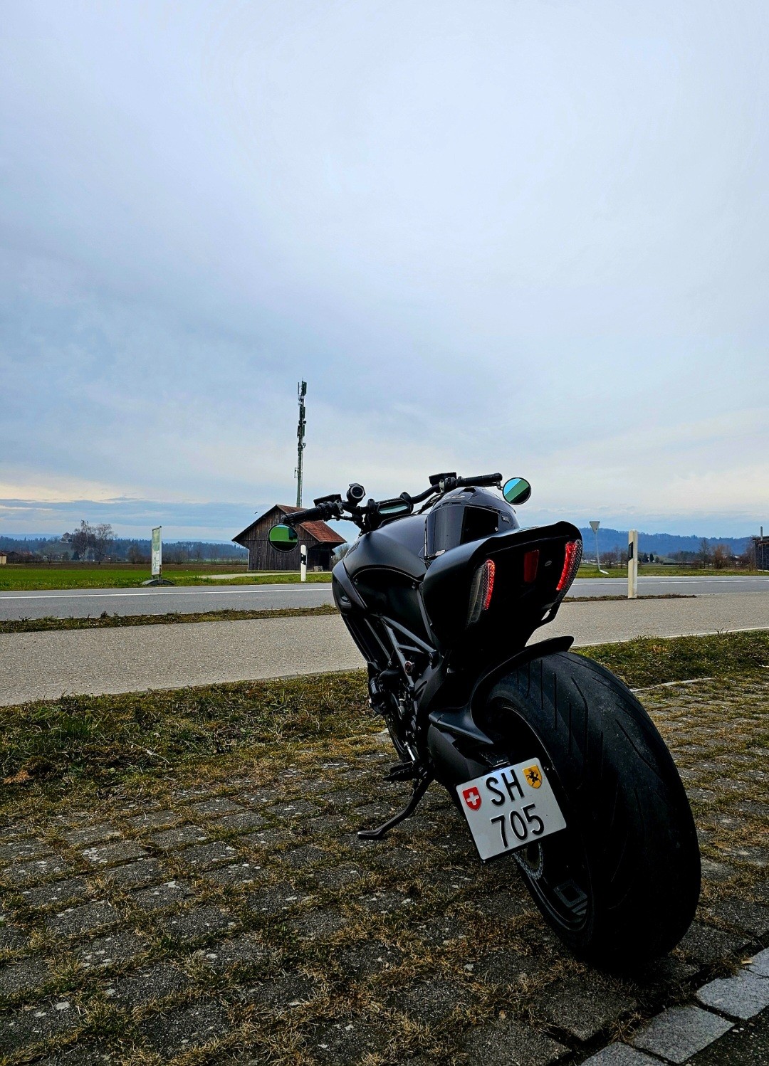 DUCATI DIAVEL 1200-image-7