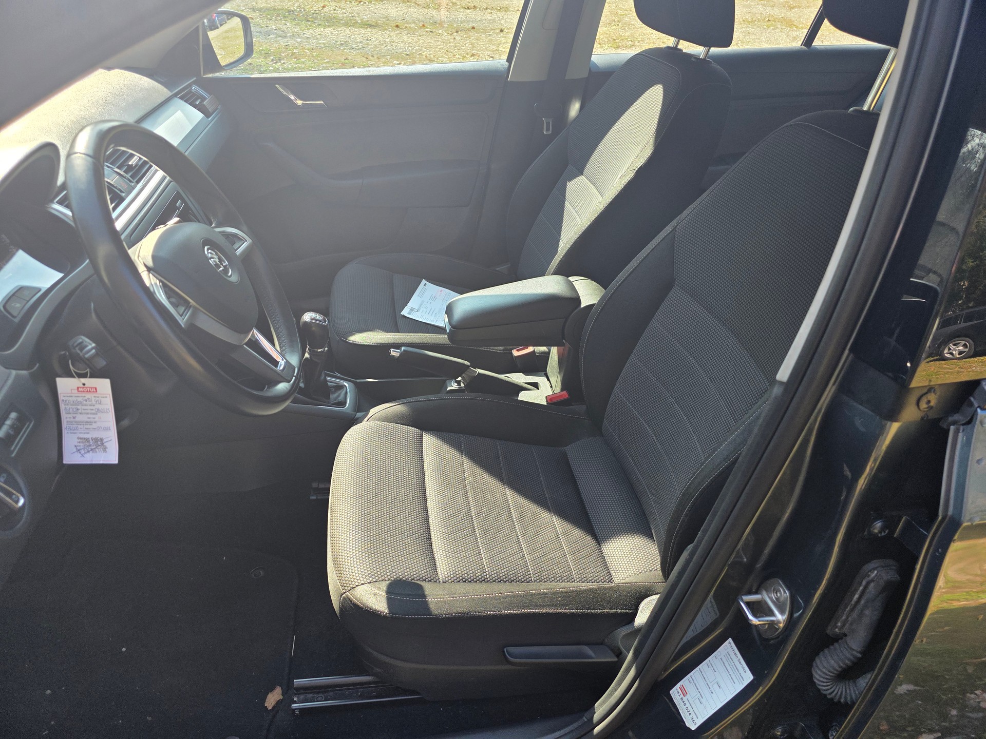 SKODA Rapid Spaceback 1.2 TSI Elegance-image-9