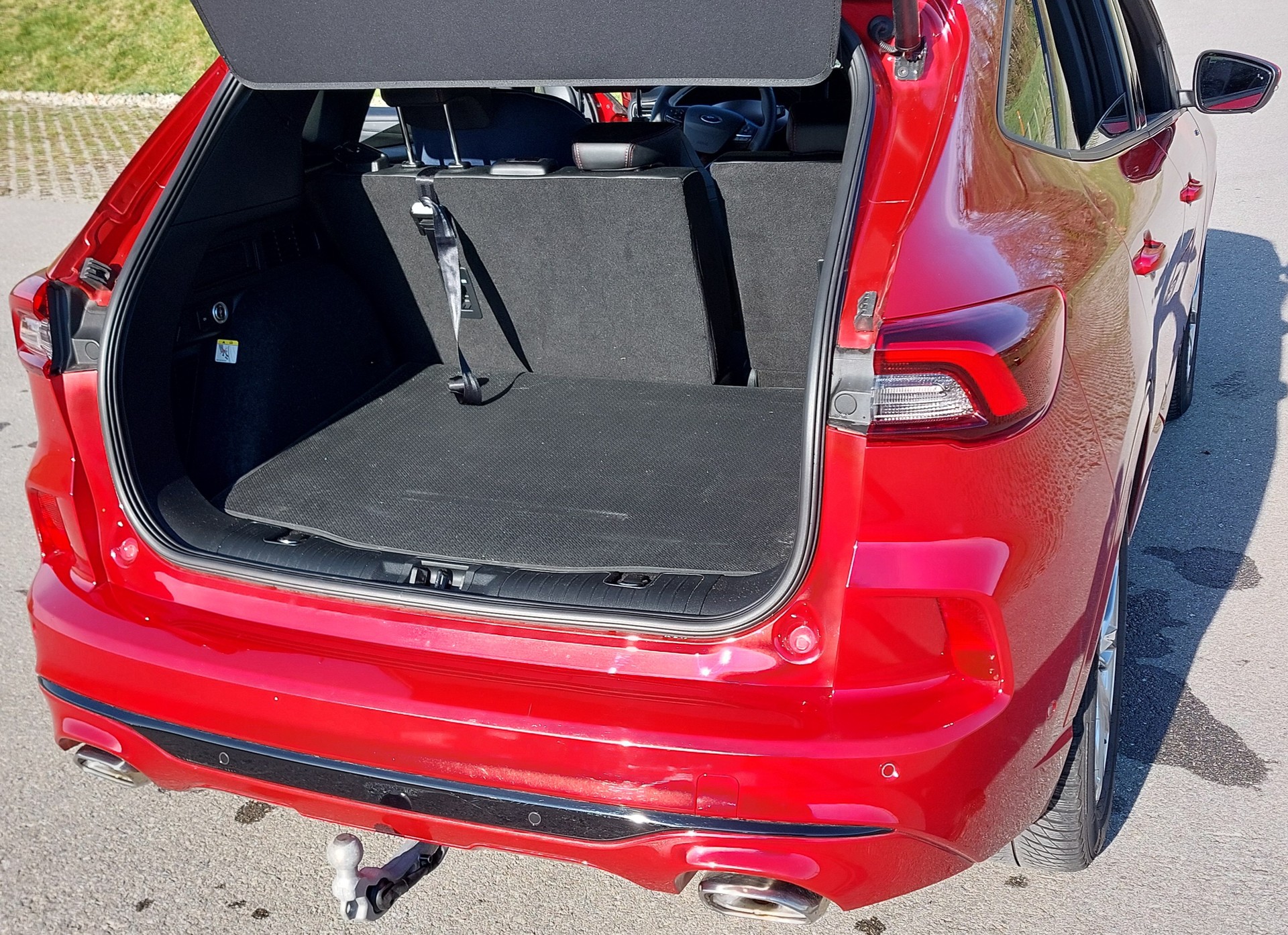FORD Kuga 2.5 FHEV ST-Line X 4WD-image-7