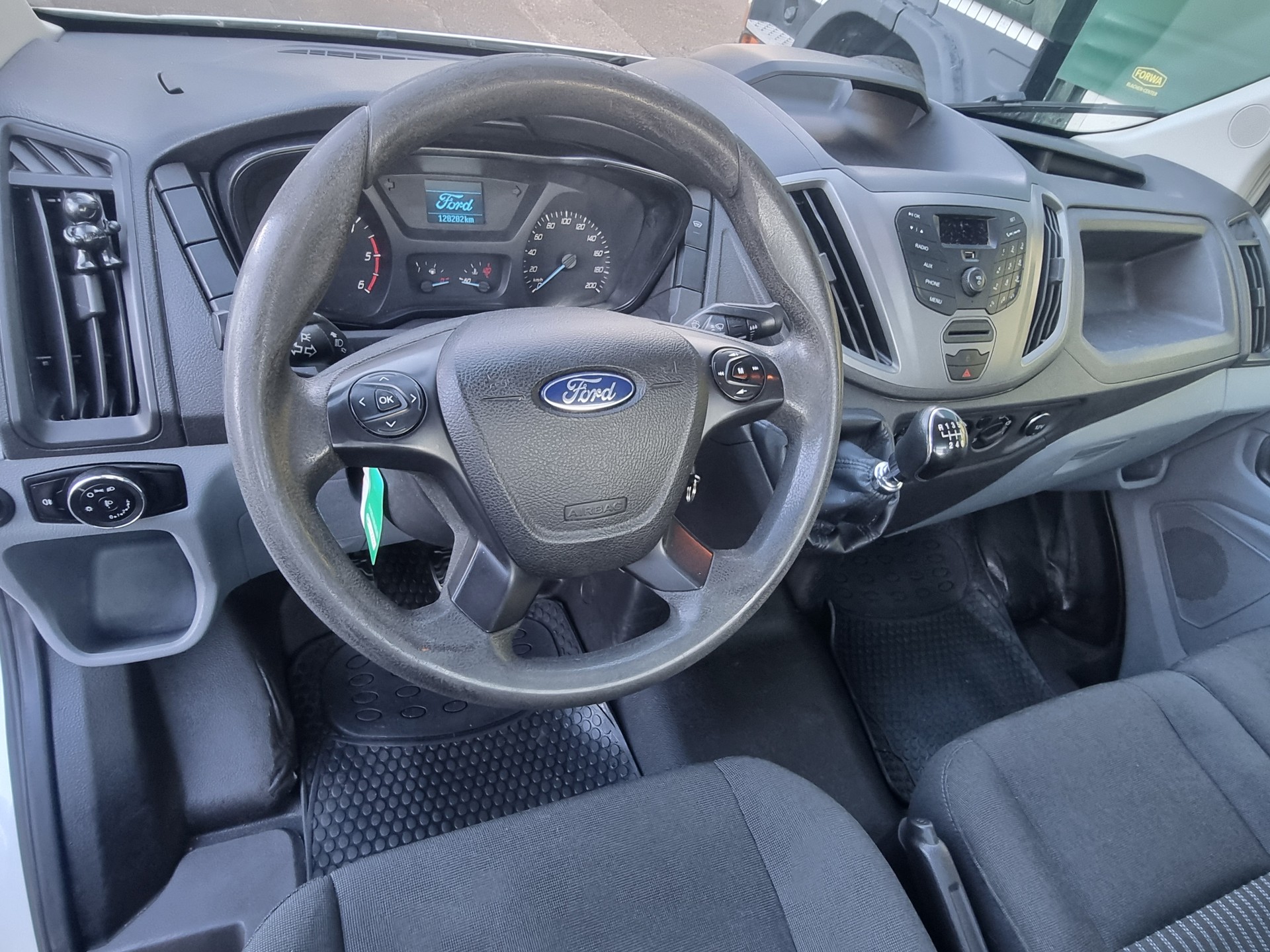 FORD Transit 350 L3H1 Ambiente RWD-image-13
