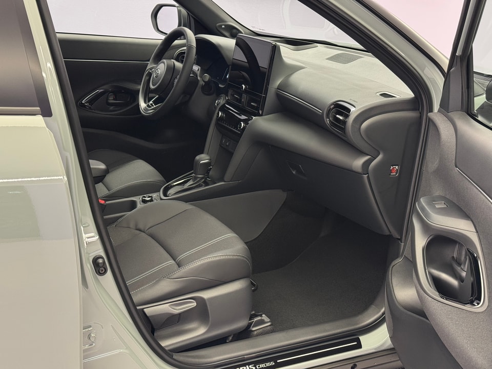 Yaris Cross Hybrid 1.5 Premium AWD-i