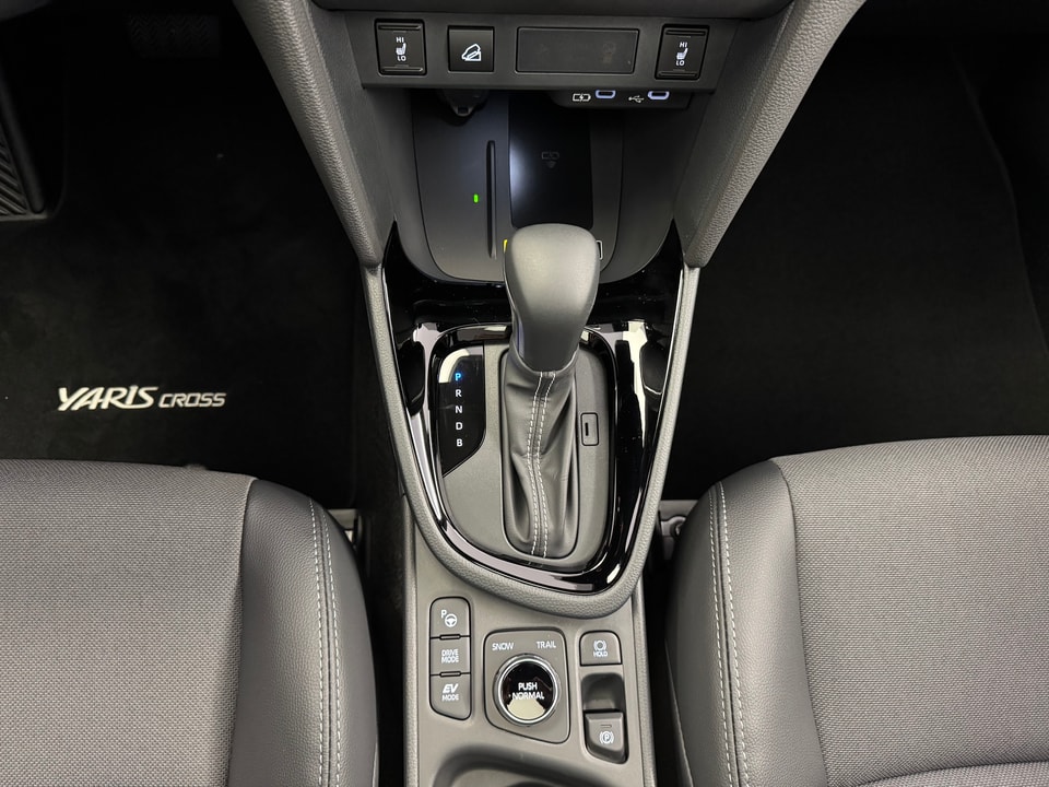 Yaris Cross Hybrid 1.5 Premium AWD-i