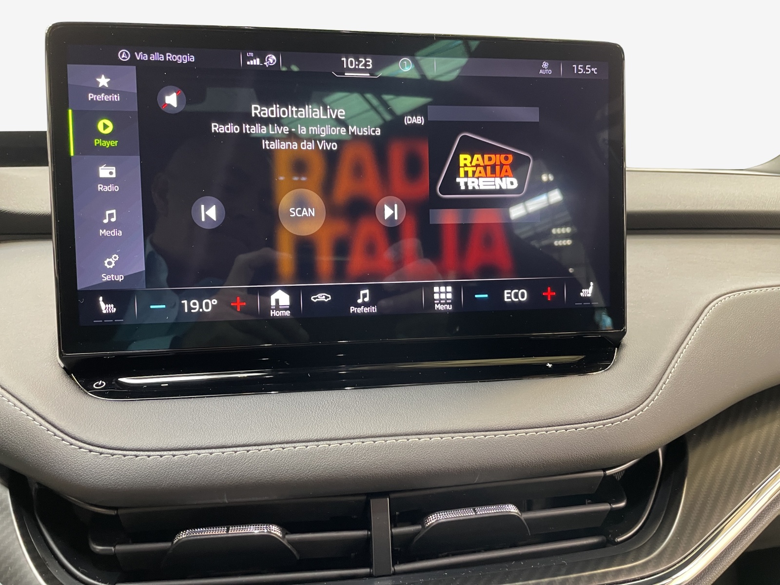 SKODA Enyaq iV 80x SportLine-image-11