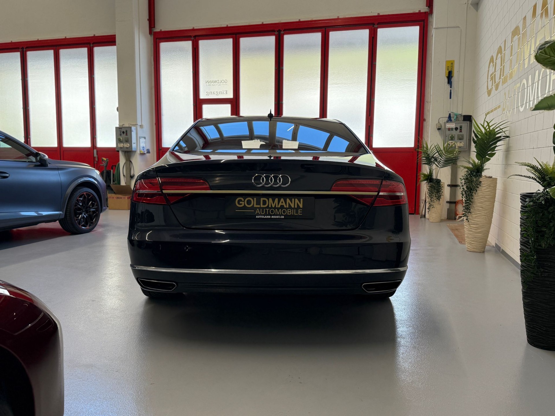 AUDI A8 L 6.3 FSI W12 quattro tiptronic-showroom-element-2
