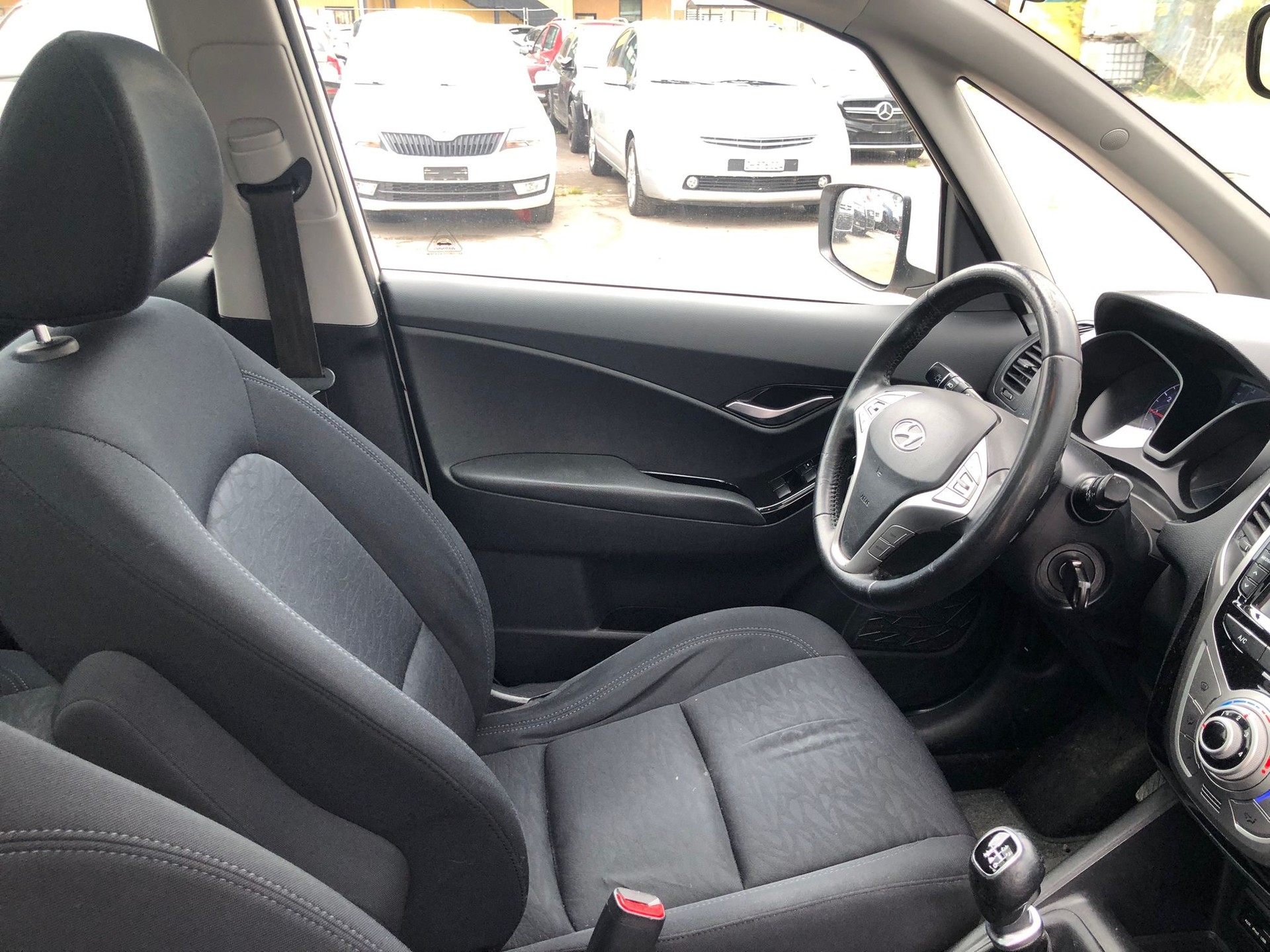 HYUNDAI iX20 1.6 Style-image-7