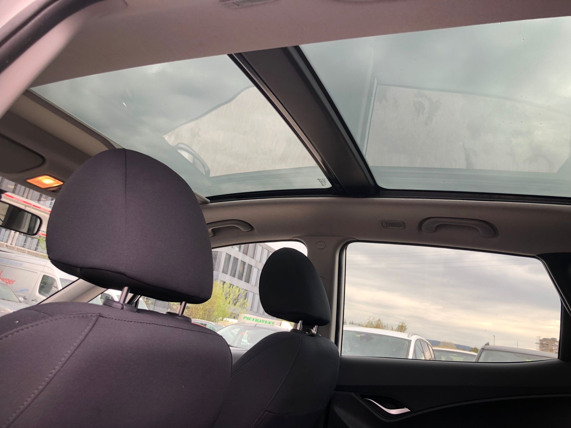 HYUNDAI iX20 1.6 Style-image-11