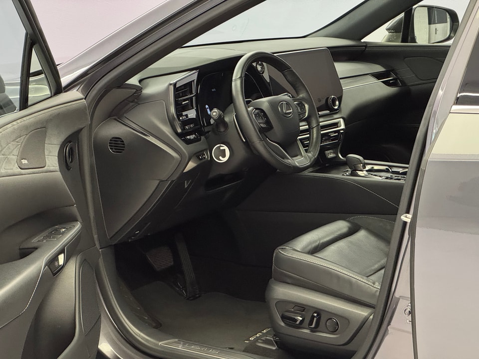 RX 450h+ Excellence E-FOUR Plug-in Hybrid