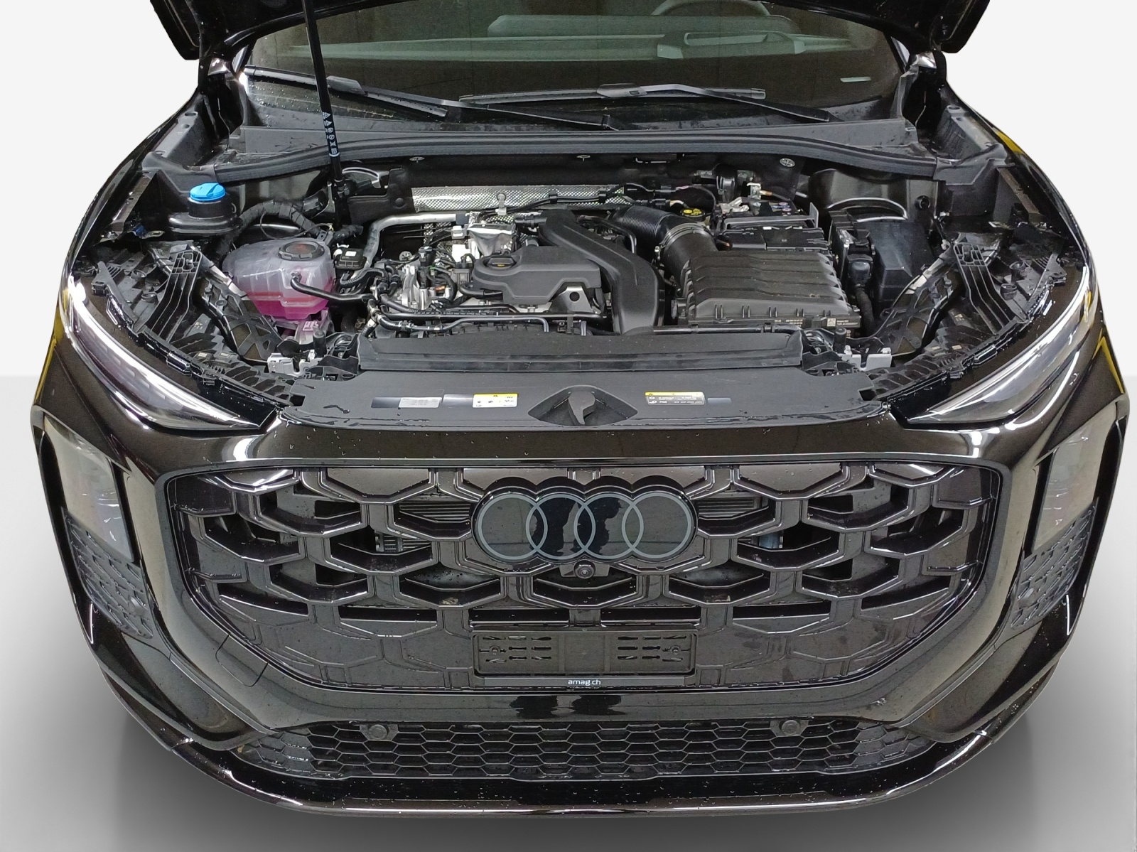 AUDI Q3 SUV 110 kW TFSI S tronic-image-14