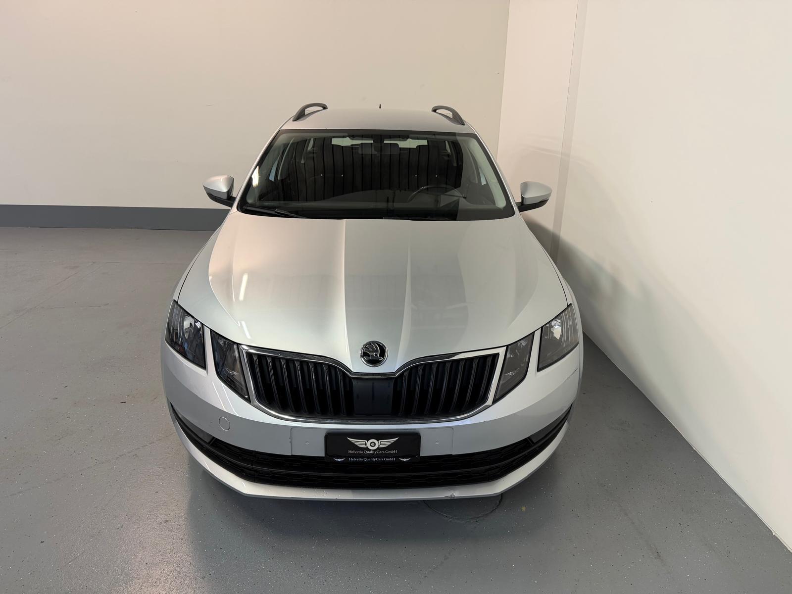 SKODA Octavia Combi 1.6 TDI Ambition-image-3