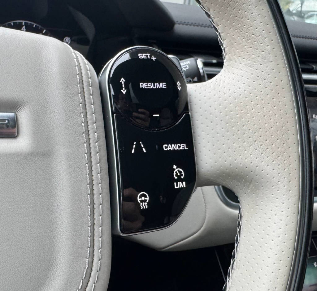 LAND ROVER Range Rover Velar P 380 First Edition Automatic-image-14