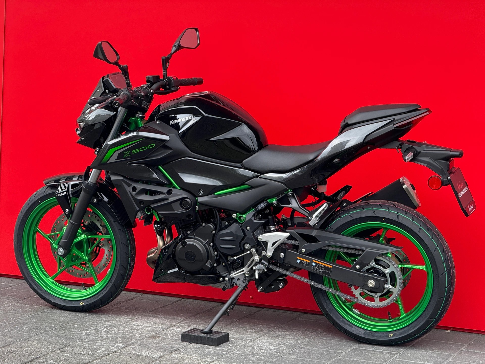 KAWASAKI Z 500 SE-showroom-element-2
