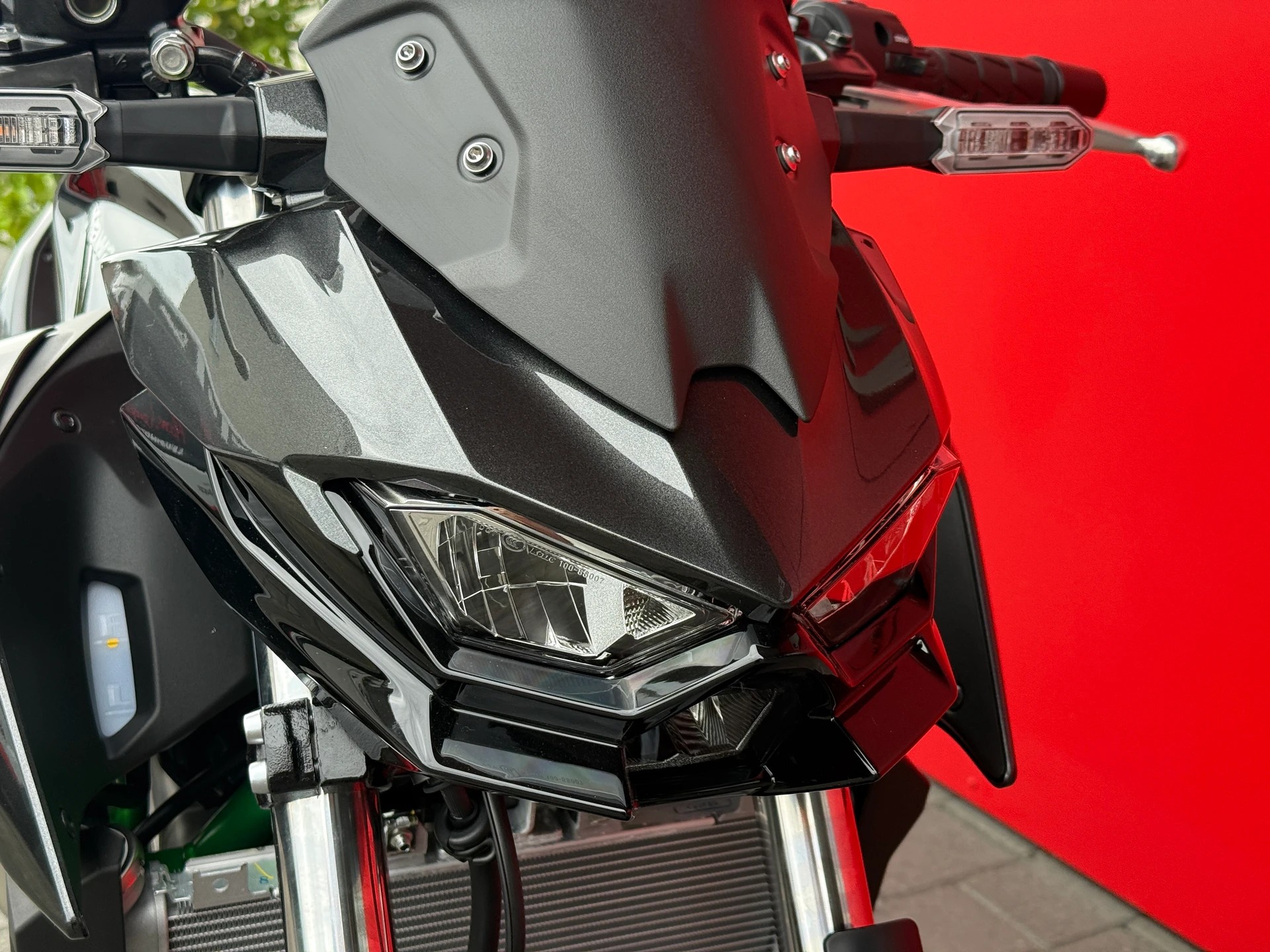 KAWASAKI Z 500 SE-showroom-element-1