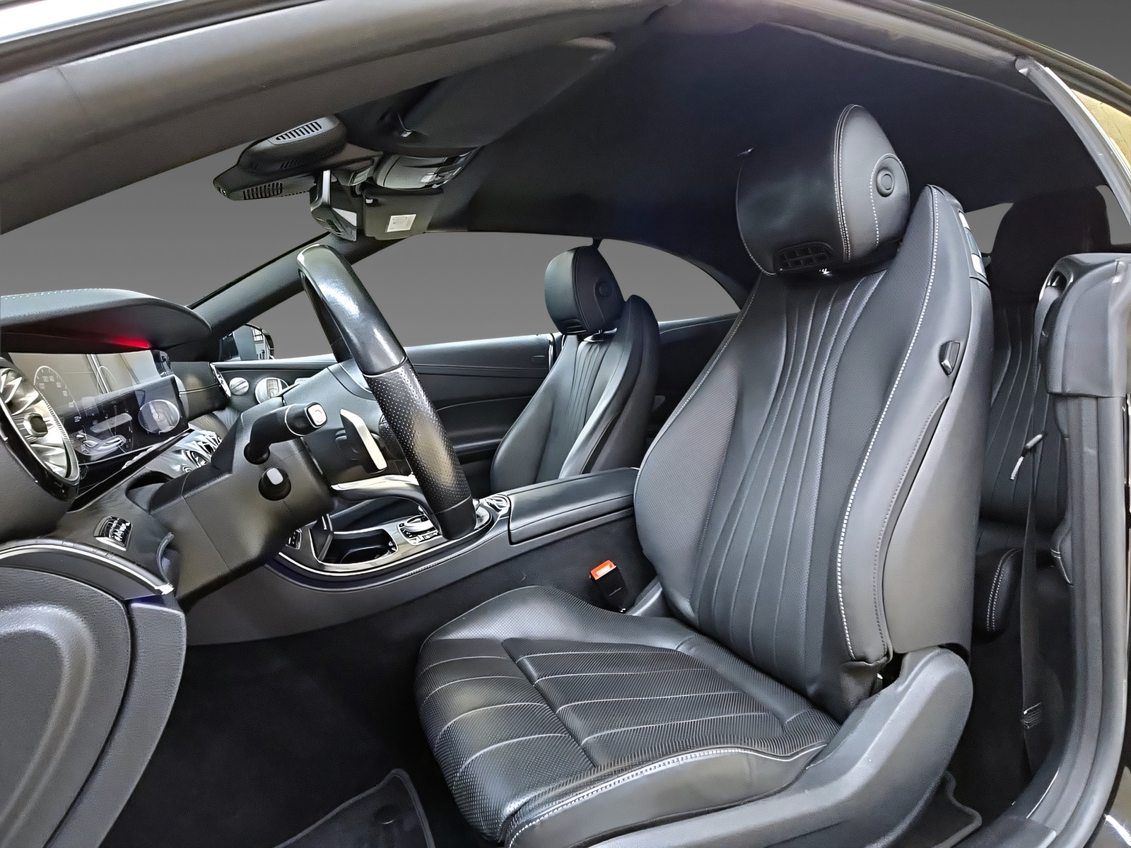 MERCEDES-BENZ E 450 4Matic Cabriolet-image-10
