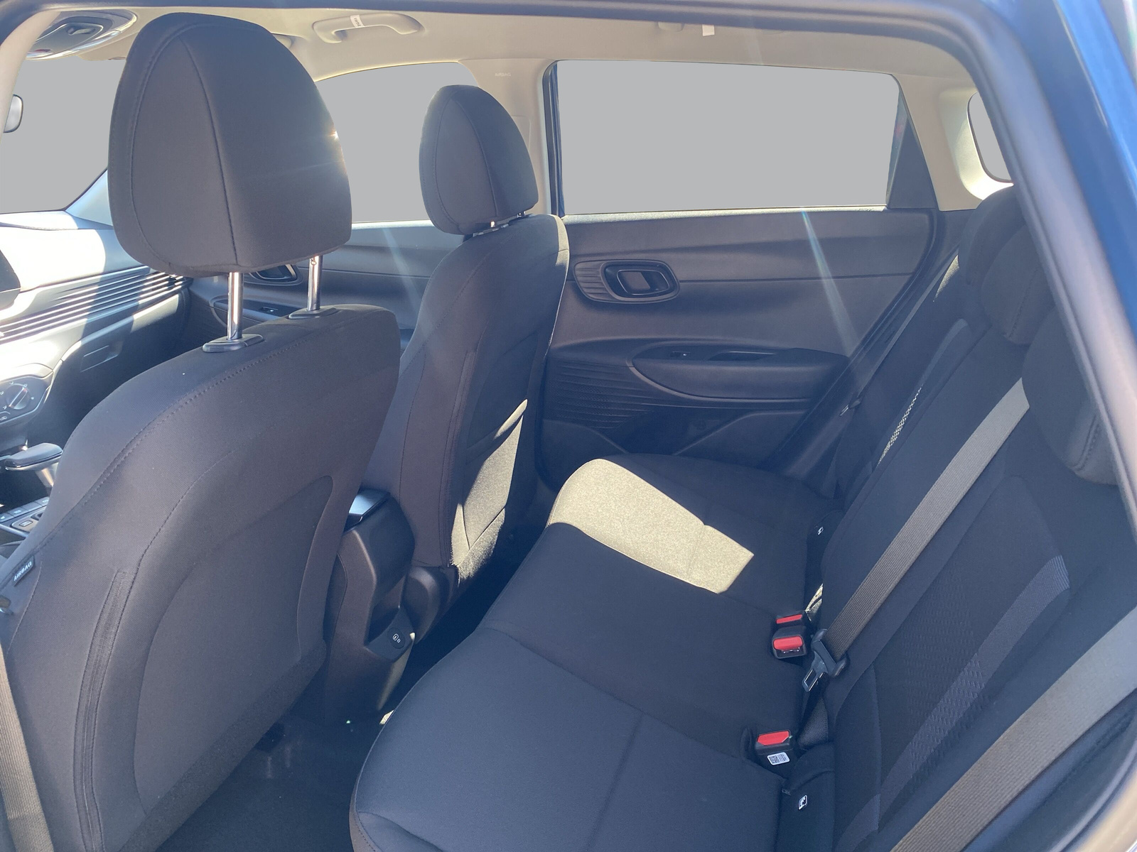 HYUNDAI i20 1.0 T-GDi Amplia DCT-image-8