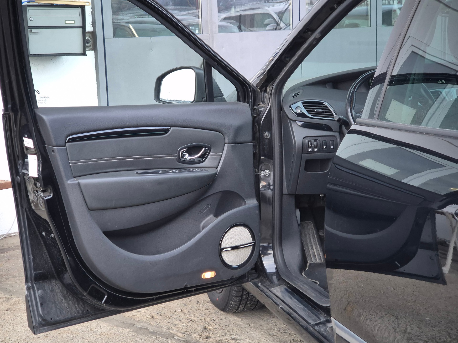 RENAULT GRAND SCÉNIC 1.2 16V TURBO BOSE-image-13