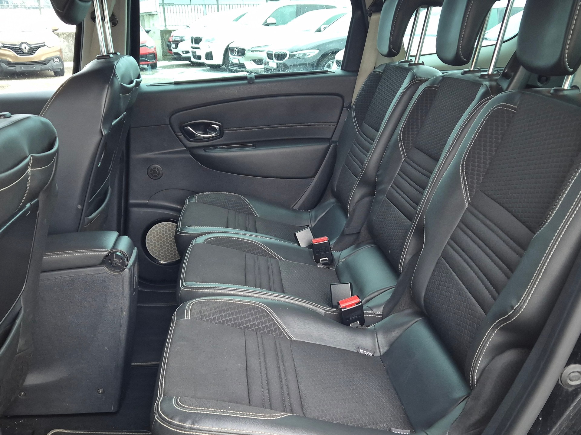 RENAULT GRAND SCÉNIC 1.2 16V TURBO BOSE-image-16