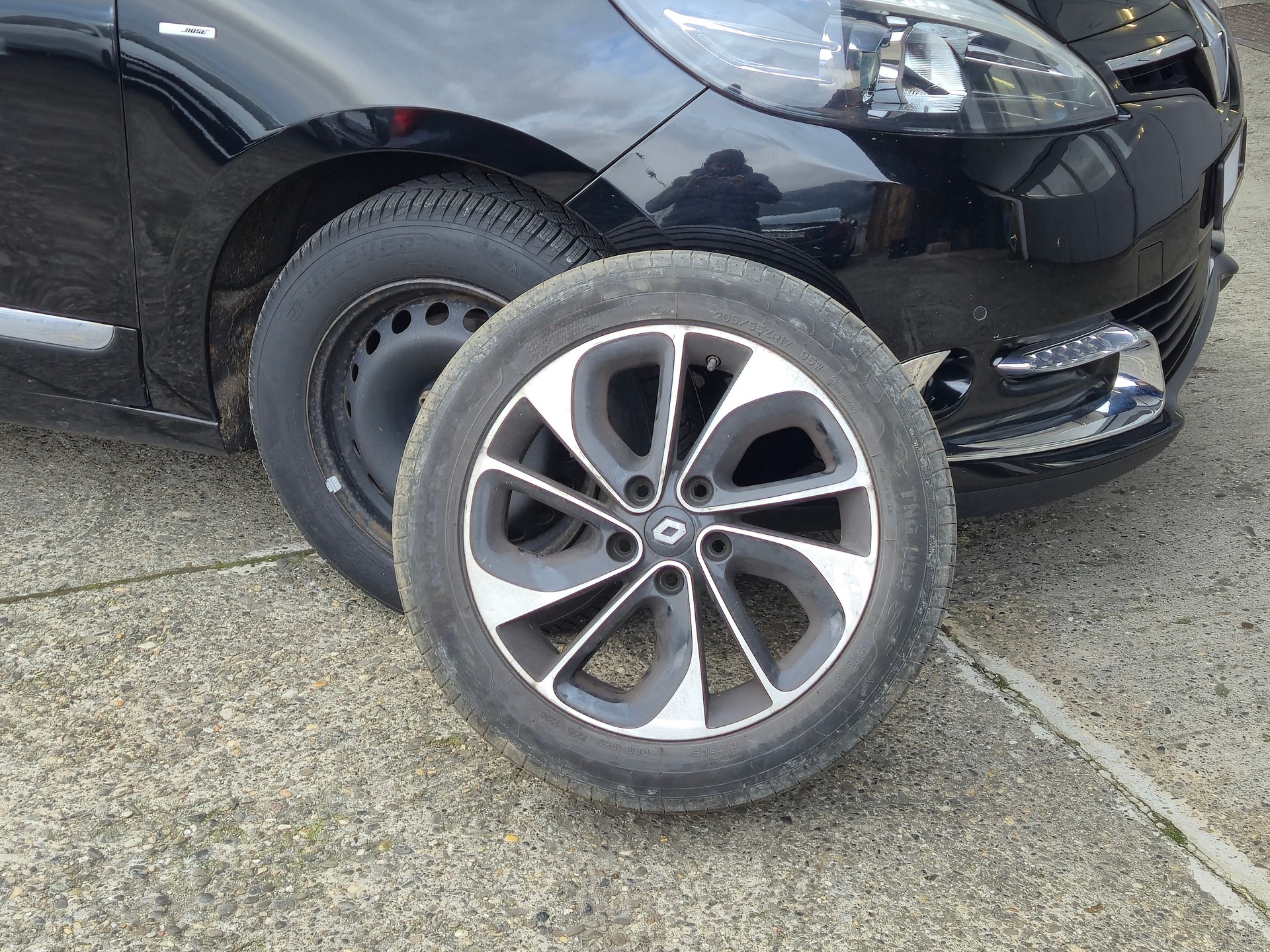 RENAULT GRAND SCÉNIC 1.2 16V TURBO BOSE-image-10