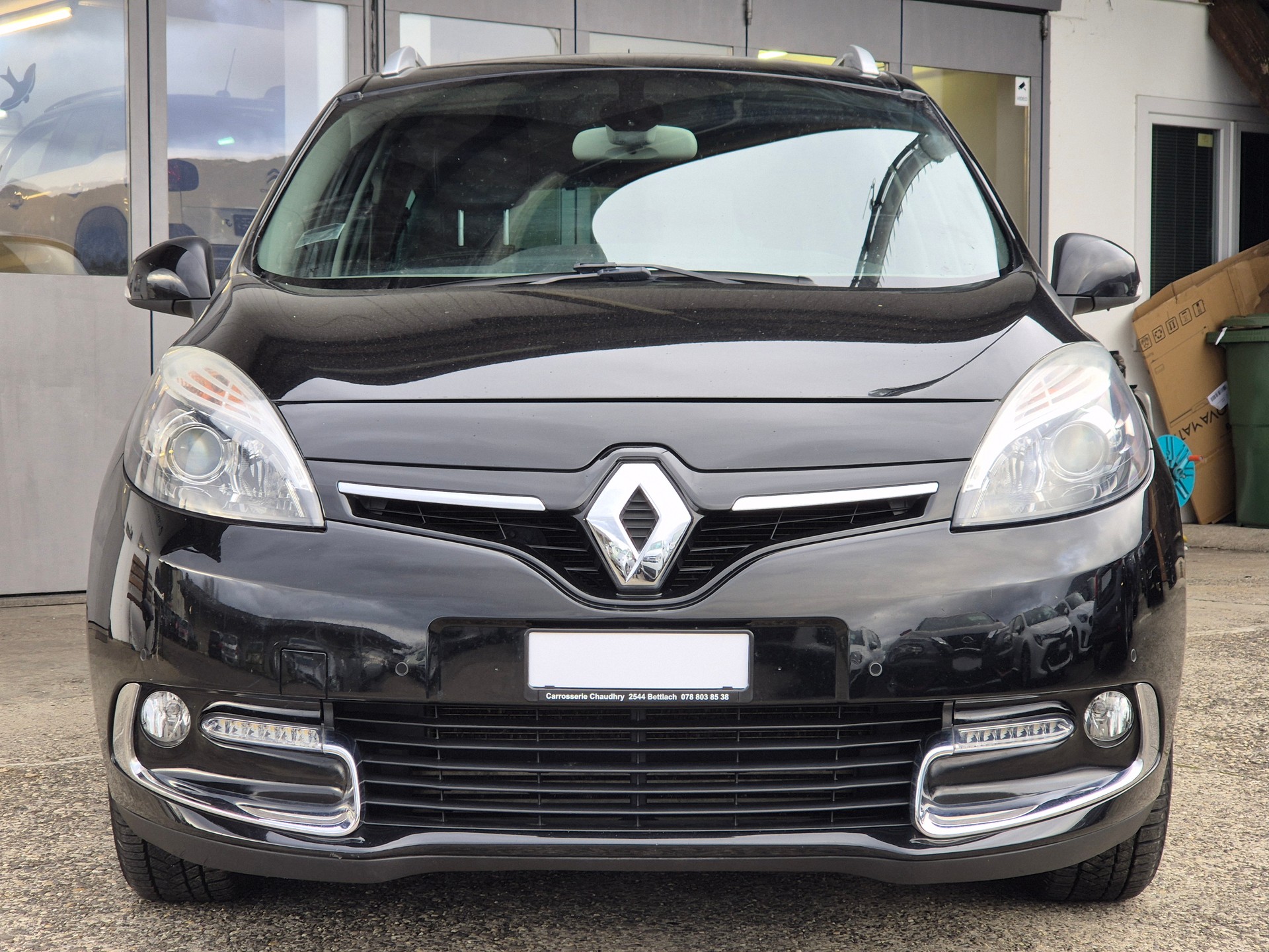 RENAULT GRAND SCÉNIC 1.2 16V TURBO BOSE-image-1