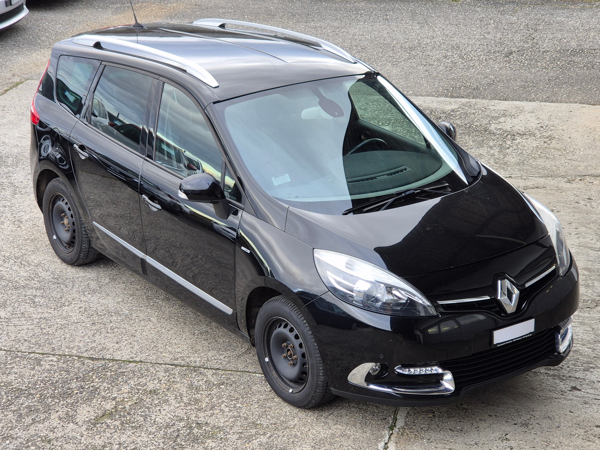 RENAULT GRAND SCÉNIC 1.2 16V TURBO BOSE-image-9