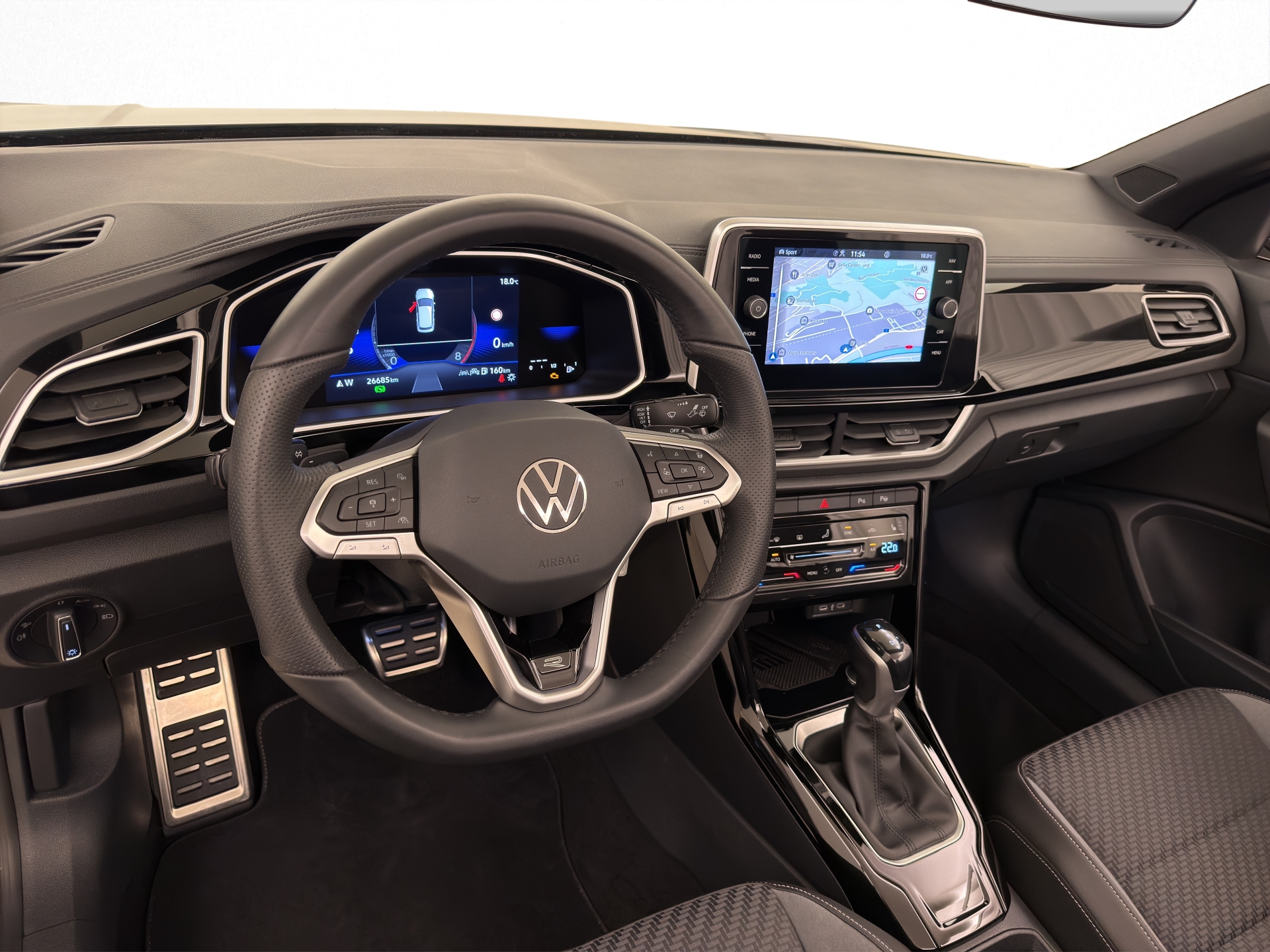 VW T-Roc Cabriolet 1.5 TSI R-Line-image-14