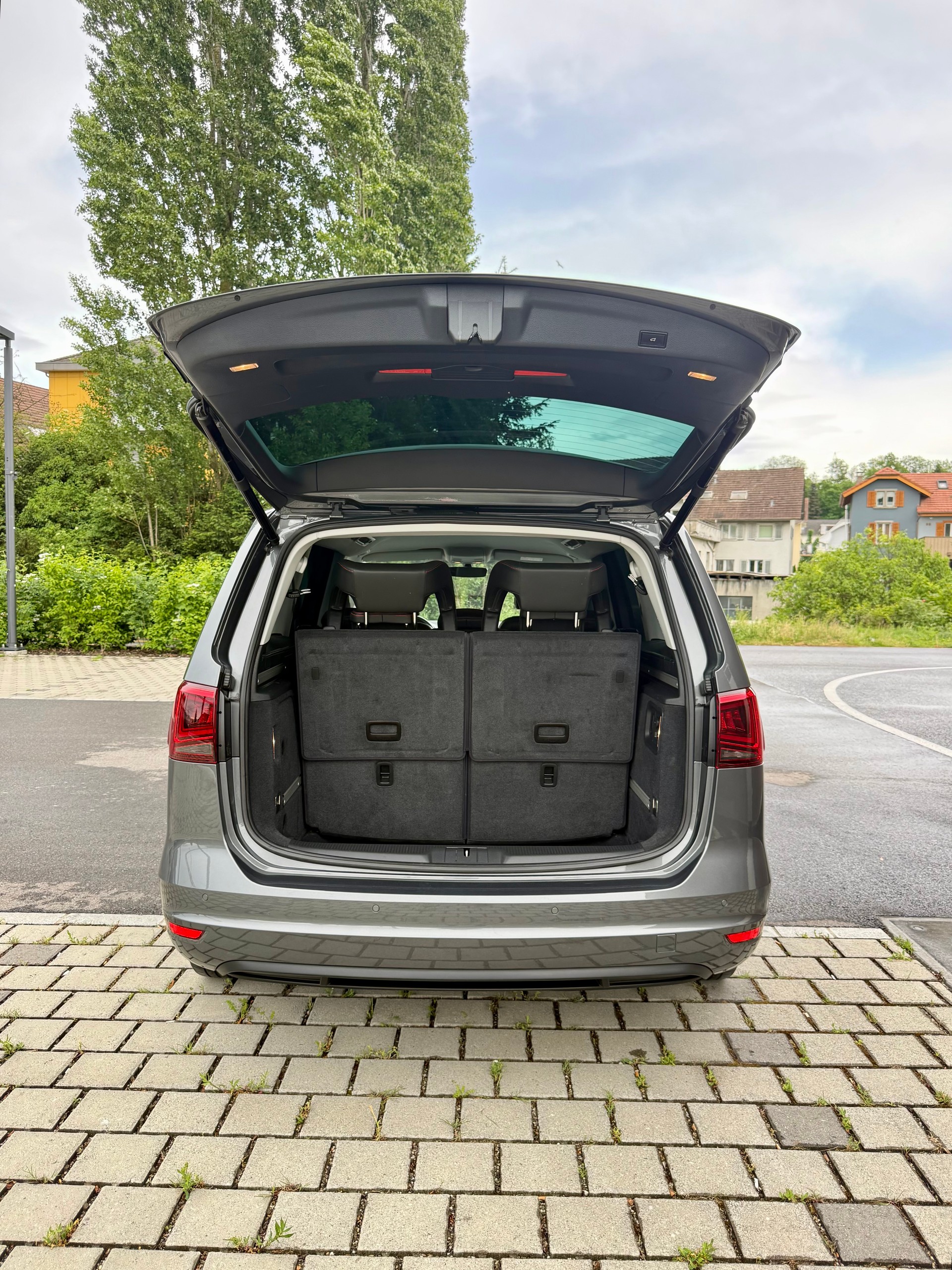 SEAT Alhambra 2.0 TDI FR Line 4Drive-showroom-element-3