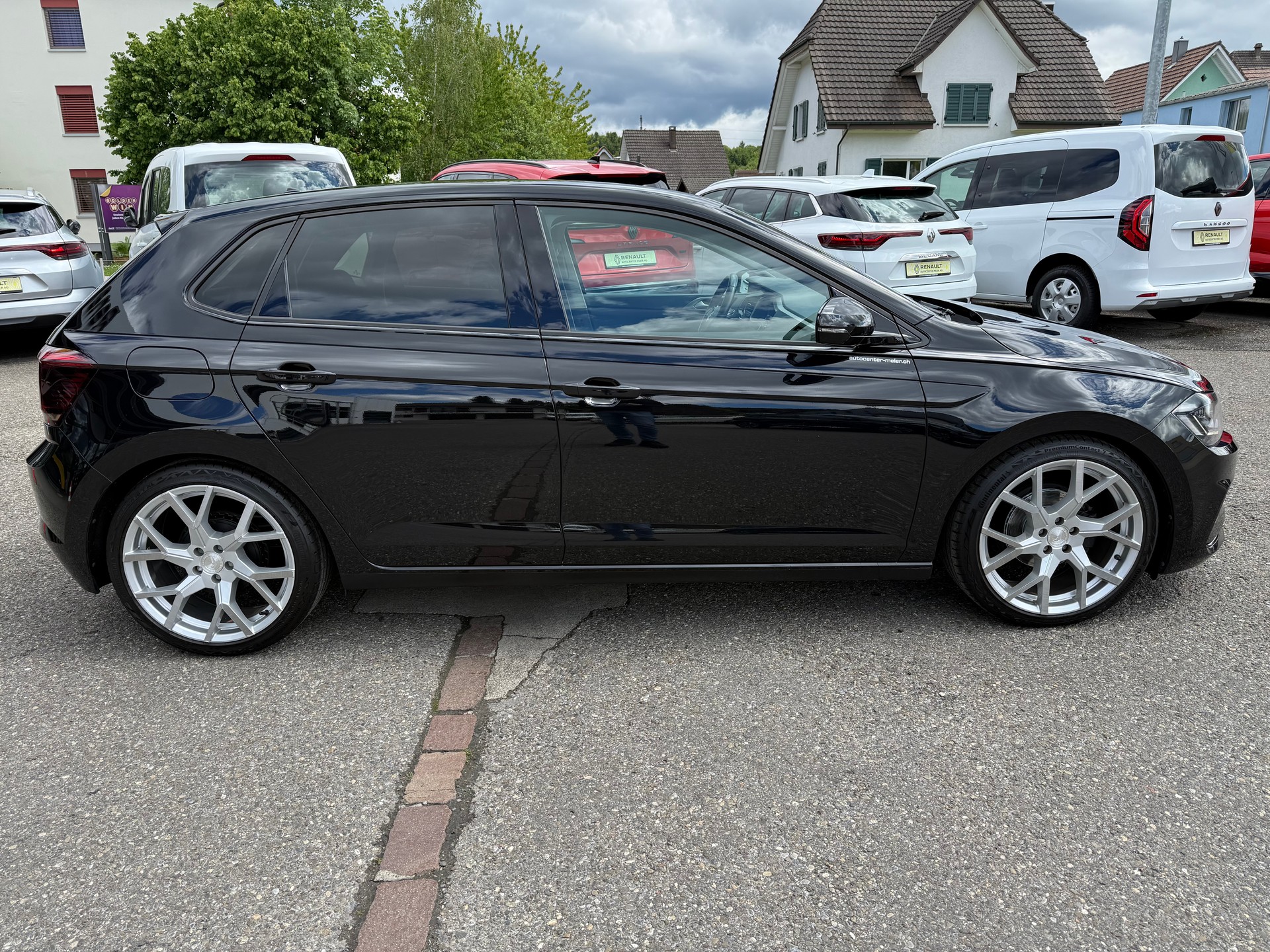 VW POLO-image-6