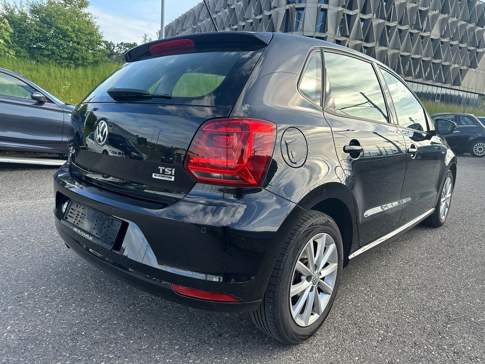 VW Polo 1.2 TSI BMT Lounge-image-3