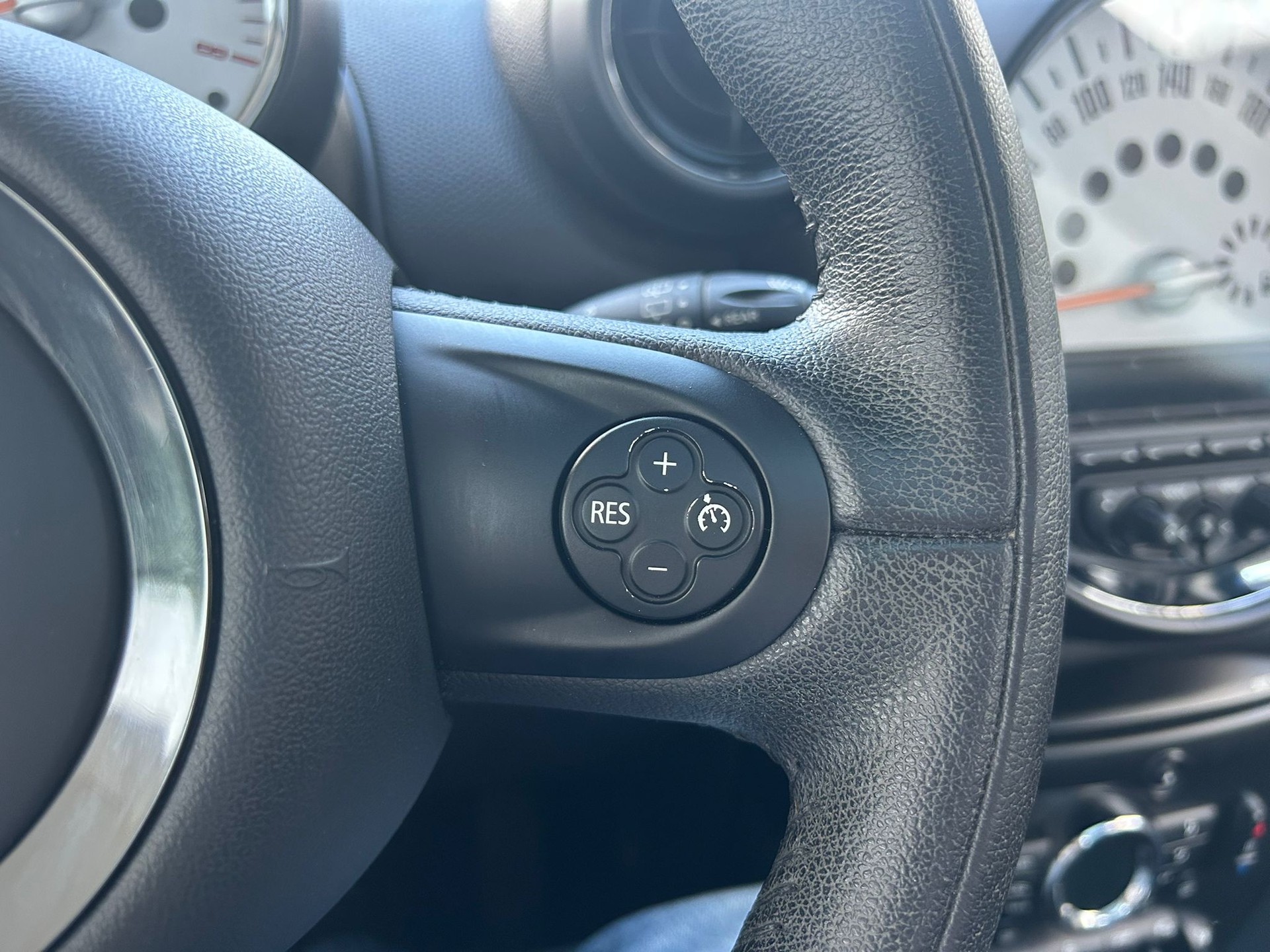 MINI Countryman Cooper ALL4 Steptronic-image-12