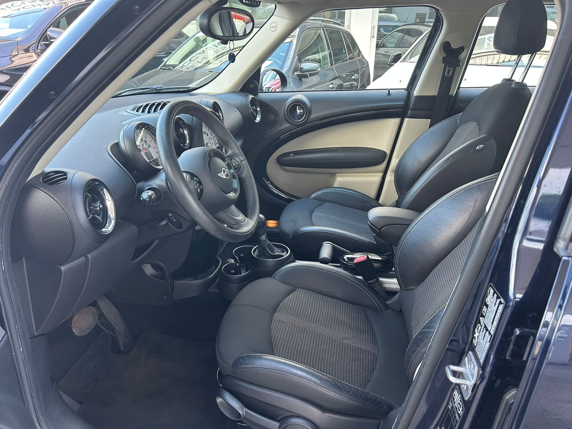 MINI Countryman Cooper ALL4 Steptronic-image-6