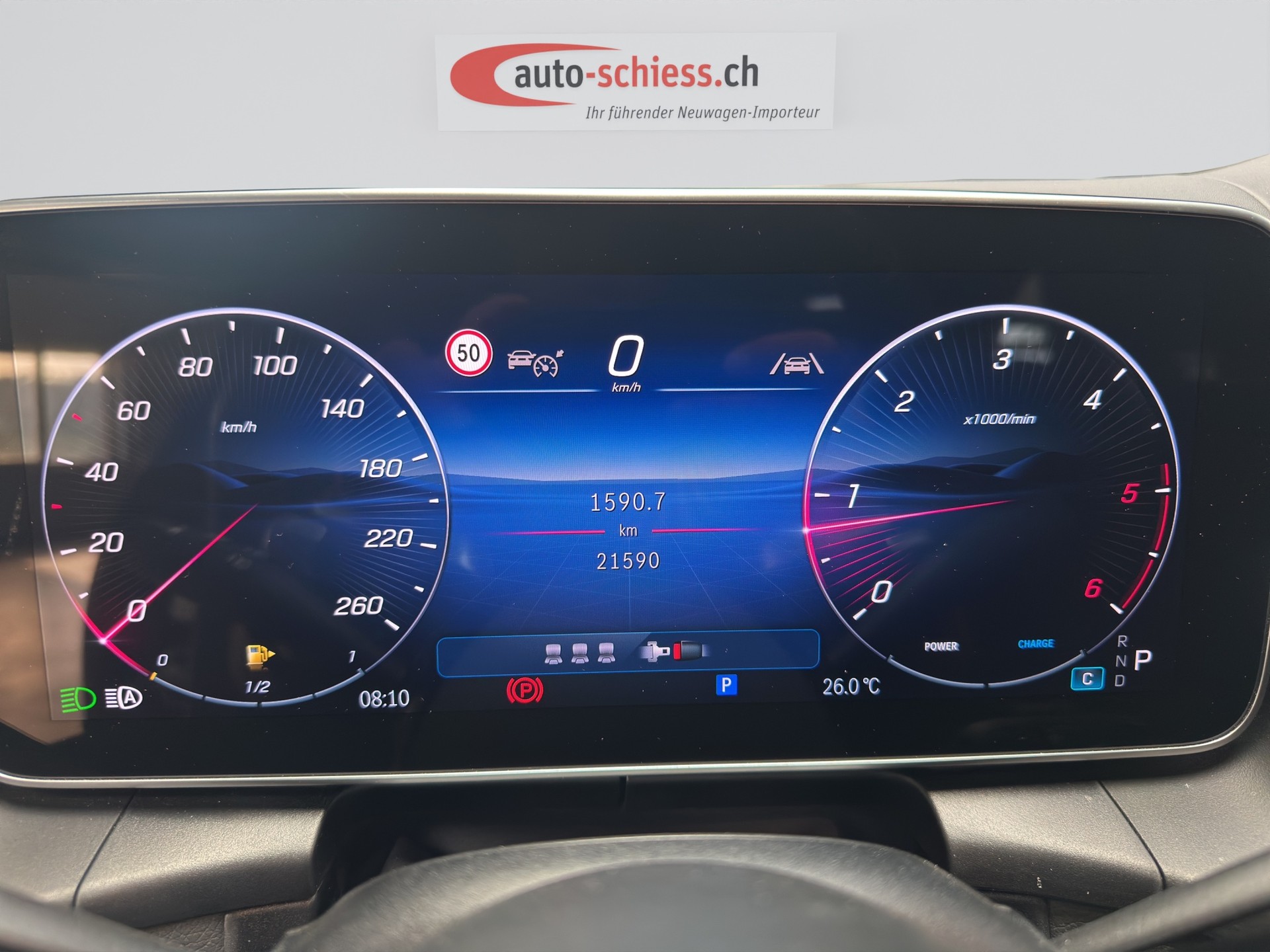 MERCEDES-BENZ GLC 300 d 4Matic AMG Night 9G-Tronic-image-11